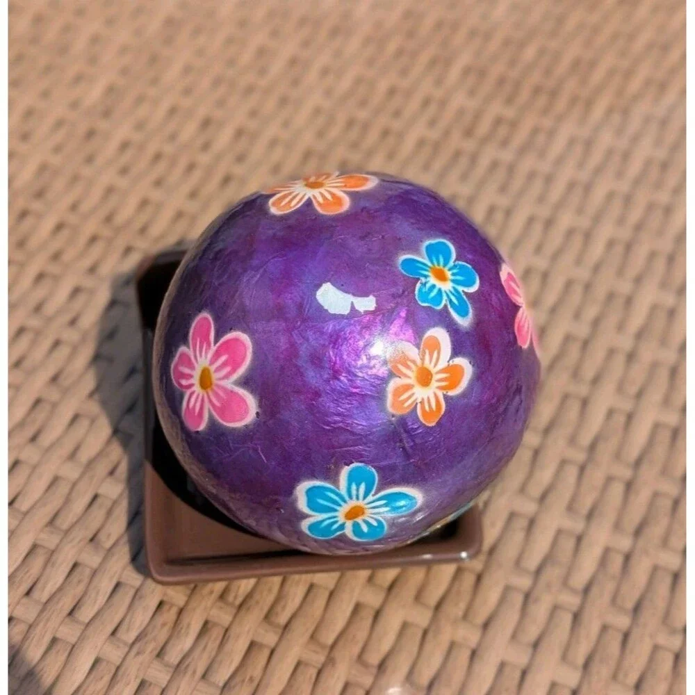 Pier 1 Day of the Dead Sugar Skulls LOT OF 8 Decorative Balls Halloween Skulls‎